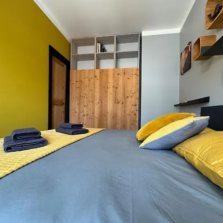 L'arsenal - Centre - Poche Commerces & Restaurant - 6 P Lejlighed