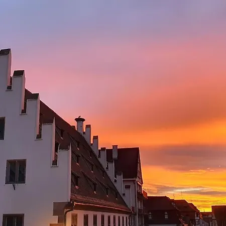 L'arsenal - Centre - Poche Commerces & Restaurant - 6 P *