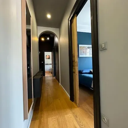 Apartament L'arsenal - Centre - Poche Commerces & Restaurant - 6 P