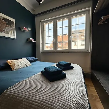 L'arsenal - Centre - Poche Commerces & Restaurant - 6 P Appartement *