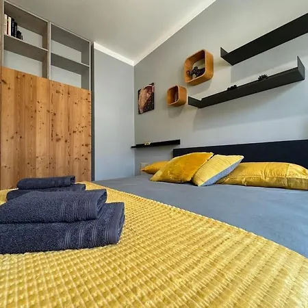 L'arsenal - Centre - Poche Commerces & Restaurant - 6 P